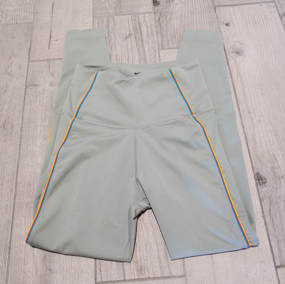 Nike Dri Fit leggings